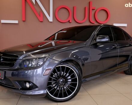 Серый Мерседес С Класс, объемом двигателя 3 л и пробегом 198 тыс. км за 8900 $, фото 1 на Automoto.ua