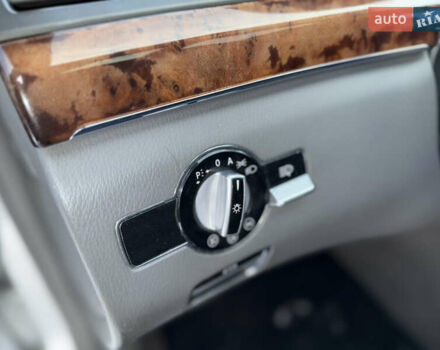 Серый Мерседес С Класс, объемом двигателя 3 л и пробегом 280 тыс. км за 12500 $, фото 30 на Automoto.ua