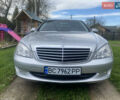 Сірий Мерседес С Клас, об'ємом двигуна 3.5 л та пробігом 245 тис. км за 11000 $, фото 1 на Automoto.ua