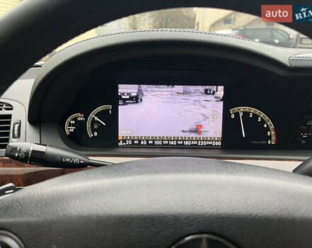 Серый Мерседес С Класс, объемом двигателя 2.99 л и пробегом 380 тыс. км за 11800 $, фото 23 на Automoto.ua