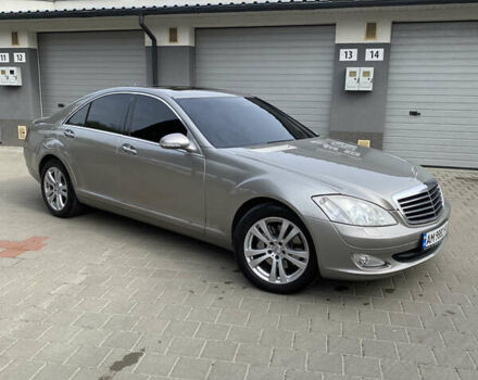 Серый Мерседес С Класс, объемом двигателя 3 л и пробегом 419 тыс. км за 10500 $, фото 2 на Automoto.ua