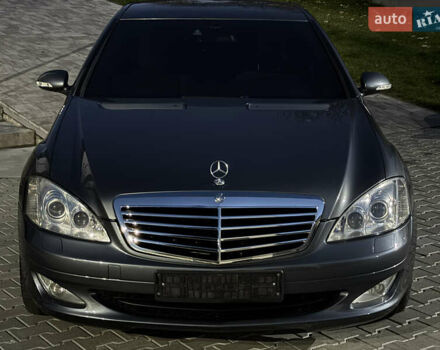 Мерседес С Клас 2008 у Ужгороді на Automoto.ua Сірий Мерседес С Клас, об'ємом двигуна 3 л та пробігом 231 тис. км за 10700 $, фото 17 на Automoto.ua