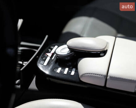 Серый Мерседес С Класс, объемом двигателя 6.2 л и пробегом 177 тыс. км за 15500 $, фото 72 на Automoto.ua