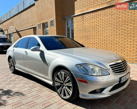 Серый Мерседес С Класс, объемом двигателя 5.5 л и пробегом 264 тыс. км за 9900 $, фото 13 на Automoto.ua