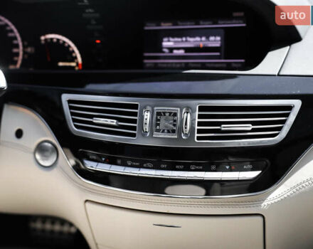 Серый Мерседес С Класс, объемом двигателя 6.2 л и пробегом 177 тыс. км за 15500 $, фото 38 на Automoto.ua