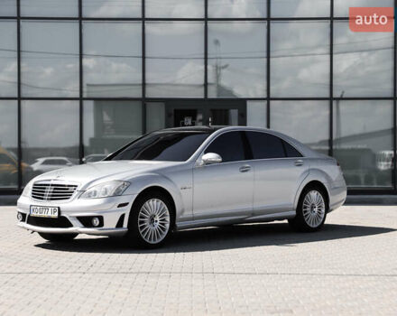 Серый Мерседес С Класс, объемом двигателя 6.2 л и пробегом 177 тыс. км за 15500 $, фото 1 на Automoto.ua