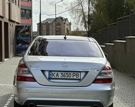 Мерседес С Клас 2008 у Тернополі на Automoto.ua Сірий Мерседес С Клас, об'ємом двигуна 5.5 л та пробігом 225 тис. км за 12500 $, фото 3 на Automoto.ua