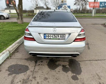 Серый Мерседес С Класс, объемом двигателя 3.5 л и пробегом 223 тыс. км за 13500 $, фото 1 на Automoto.ua