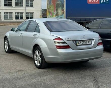 Серый Мерседес С Класс, объемом двигателя 4.7 л и пробегом 395 тыс. км за 8999 $, фото 4 на Automoto.ua