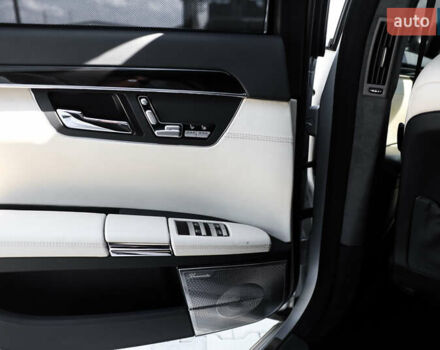 Серый Мерседес С Класс, объемом двигателя 6.2 л и пробегом 177 тыс. км за 15500 $, фото 47 на Automoto.ua