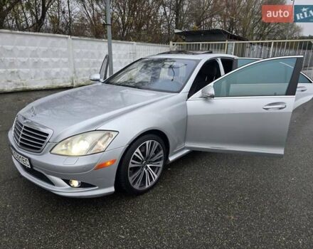 Серый Мерседес С Класс, объемом двигателя 5.5 л и пробегом 260 тыс. км за 10800 $, фото 10 на Automoto.ua