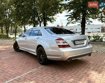 Сірий Мерседес С Клас, об'ємом двигуна 5.46 л та пробігом 201 тис. км за 8700 $, фото 3 на Automoto.ua