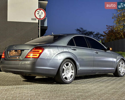 Мерседес С Клас 2008 у Ужгороді на Automoto.ua Сірий Мерседес С Клас, об'ємом двигуна 3 л та пробігом 231 тис. км за 10700 $, фото 7 на Automoto.ua