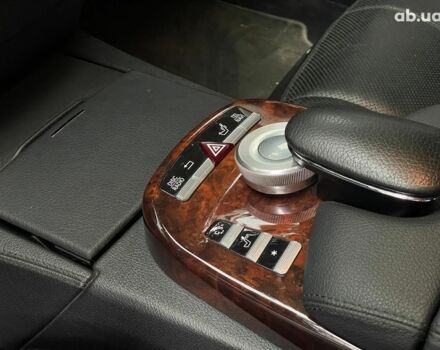 Серый Мерседес С Класс, объемом двигателя 5.5 л и пробегом 294 тыс. км за 12490 $, фото 18 на Automoto.ua