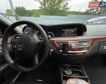 Мерседес С Клас 2008 у Києві на Automoto.ua Сірий Мерседес С Клас, об'ємом двигуна 3.5 л та пробігом 330 тис. км за 10000 $, фото 5 на Automoto.ua