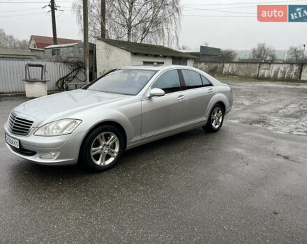 Серый Мерседес С Класс, объемом двигателя 2.99 л и пробегом 380 тыс. км за 11800 $, фото 1 на Automoto.ua