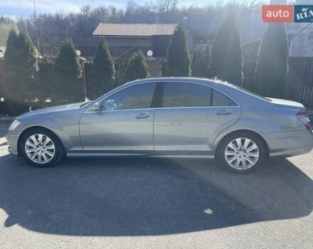 Серый Мерседес С Класс, объемом двигателя 5.46 л и пробегом 141 тыс. км за 16000 $, фото 4 на Automoto.ua