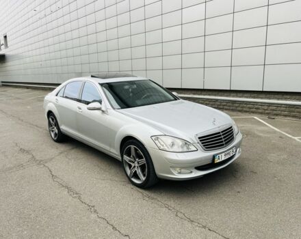 Сірий Мерседес С Клас, об'ємом двигуна 5.5 л та пробігом 238 тис. км за 9800 $, фото 2 на Automoto.ua