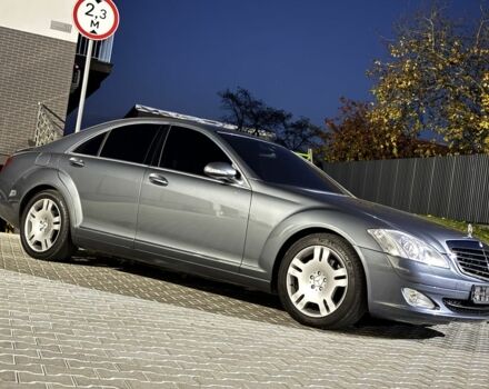 Мерседес С Клас 2008 у Ужгороді на Automoto.ua Сірий Мерседес С Клас, об'ємом двигуна 3 л та пробігом 231 тис. км за 10700 $, фото 1 на Automoto.ua