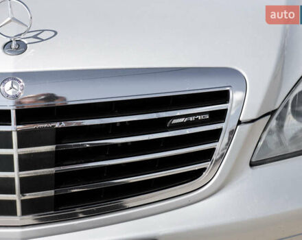 Серый Мерседес С Класс, объемом двигателя 6.2 л и пробегом 177 тыс. км за 15500 $, фото 9 на Automoto.ua