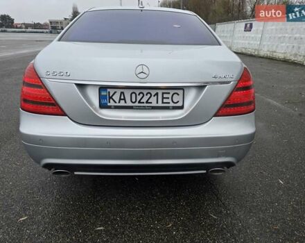 Серый Мерседес С Класс, объемом двигателя 5.5 л и пробегом 260 тыс. км за 10800 $, фото 29 на Automoto.ua