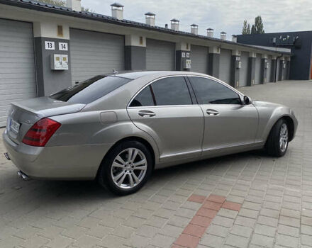 Серый Мерседес С Класс, объемом двигателя 3 л и пробегом 419 тыс. км за 10500 $, фото 4 на Automoto.ua