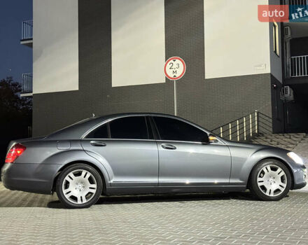 Мерседес С Клас 2008 у Ужгороді на Automoto.ua Сірий Мерседес С Клас, об'ємом двигуна 3 л та пробігом 231 тис. км за 10700 $, фото 4 на Automoto.ua