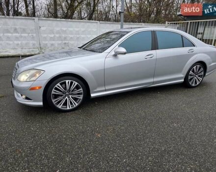Серый Мерседес С Класс, объемом двигателя 5.5 л и пробегом 260 тыс. км за 10800 $, фото 36 на Automoto.ua