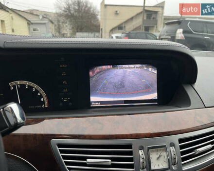 Серый Мерседес С Класс, объемом двигателя 2.99 л и пробегом 380 тыс. км за 11800 $, фото 22 на Automoto.ua