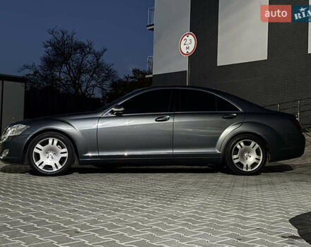 Мерседес С Клас 2008 у Ужгороді на Automoto.ua Сірий Мерседес С Клас, об'ємом двигуна 3 л та пробігом 231 тис. км за 10700 $, фото 21 на Automoto.ua