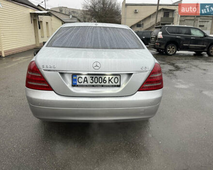 Серый Мерседес С Класс, объемом двигателя 2.99 л и пробегом 380 тыс. км за 11800 $, фото 4 на Automoto.ua