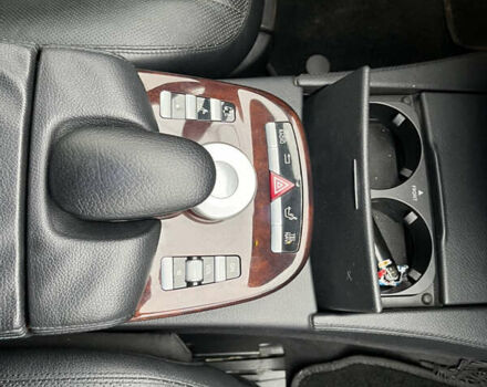 Серый Мерседес С Класс, объемом двигателя 2.99 л и пробегом 380 тыс. км за 11800 $, фото 8 на Automoto.ua