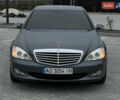 Серый Мерседес С Класс, объемом двигателя 3 л и пробегом 220 тыс. км за 9900 $, фото 2 на Automoto.ua