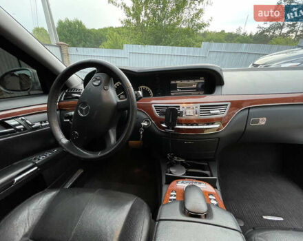 Мерседес С Клас 2008 у Києві на Automoto.ua Сірий Мерседес С Клас, об'ємом двигуна 3.5 л та пробігом 330 тис. км за 10000 $, фото 11 на Automoto.ua