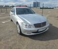 Сірий Мерседес С Клас, об'ємом двигуна 3 л та пробігом 250 тис. км за 8200 $, фото 1 на Automoto.ua