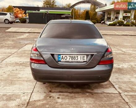 Сірий Мерседес С Клас, об'ємом двигуна 2.99 л та пробігом 215 тис. км за 12100 $, фото 2 на Automoto.ua