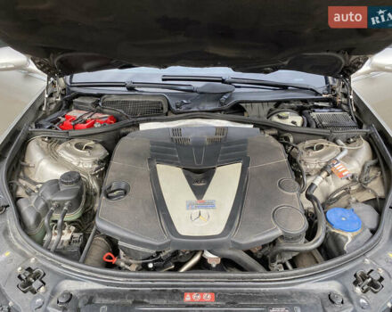 Серый Мерседес С Класс, объемом двигателя 3 л и пробегом 419 тыс. км за 10500 $, фото 17 на Automoto.ua