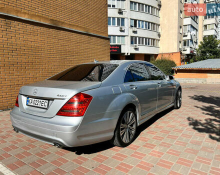 Серый Мерседес С Класс, объемом двигателя 5.5 л и пробегом 264 тыс. км за 9900 $, фото 12 на Automoto.ua