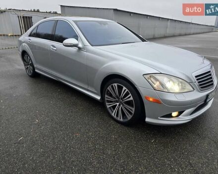 Серый Мерседес С Класс, объемом двигателя 5.5 л и пробегом 260 тыс. км за 10800 $, фото 33 на Automoto.ua