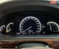 Серый Мерседес С Класс, объемом двигателя 5.5 л и пробегом 140 тыс. км за 20000 $, фото 15 на Automoto.ua