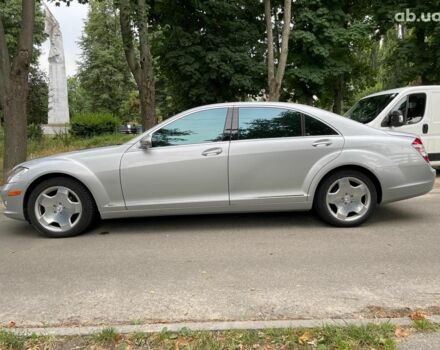 Серый Мерседес С Класс, объемом двигателя 5.5 л и пробегом 294 тыс. км за 12490 $, фото 10 на Automoto.ua