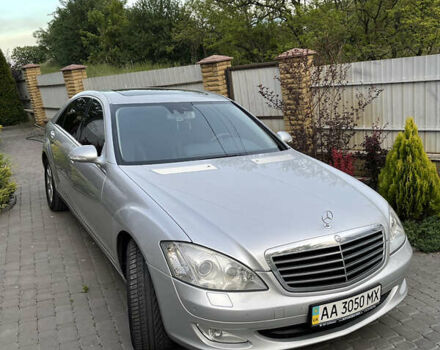 Мерседес С Клас 2008 у Києві на Automoto.ua Сірий Мерседес С Клас, об'ємом двигуна 3.5 л та пробігом 330 тис. км за 10000 $, фото 1 на Automoto.ua