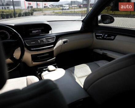 Серый Мерседес С Класс, объемом двигателя 6.2 л и пробегом 177 тыс. км за 15500 $, фото 34 на Automoto.ua