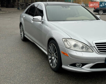 Серый Мерседес С Класс, объемом двигателя 5.5 л и пробегом 203 тыс. км за 14900 $, фото 9 на Automoto.ua