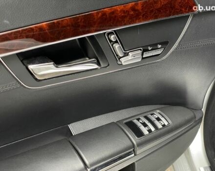 Серый Мерседес С Класс, объемом двигателя 5.5 л и пробегом 294 тыс. км за 12490 $, фото 23 на Automoto.ua