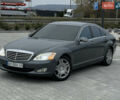 Серый Мерседес С Класс, объемом двигателя 3 л и пробегом 220 тыс. км за 9900 $, фото 1 на Automoto.ua