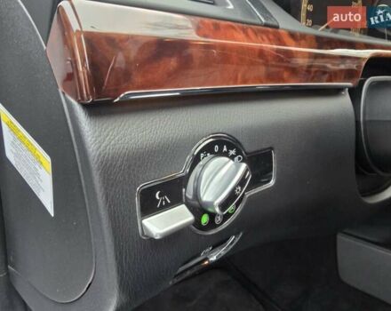 Серый Мерседес С Класс, объемом двигателя 5.5 л и пробегом 260 тыс. км за 10800 $, фото 22 на Automoto.ua