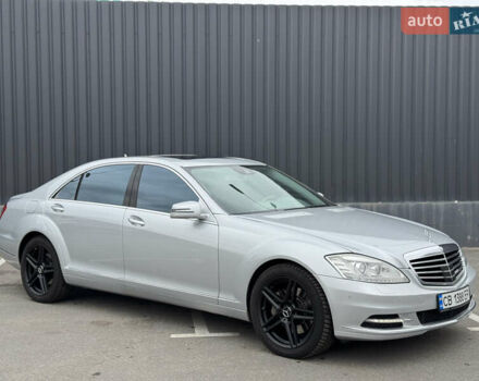 Сірий Мерседес С Клас, об'ємом двигуна 5.46 л та пробігом 218 тис. км за 13200 $, фото 8 на Automoto.ua