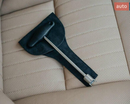 Серый Мерседес С Класс, объемом двигателя 6.21 л и пробегом 34 тыс. км за 80000 $, фото 71 на Automoto.ua