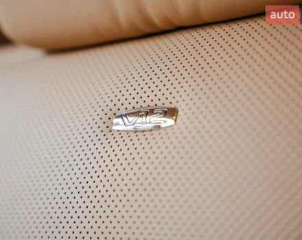 Серый Мерседес С Класс, объемом двигателя 6.21 л и пробегом 34 тыс. км за 80000 $, фото 59 на Automoto.ua